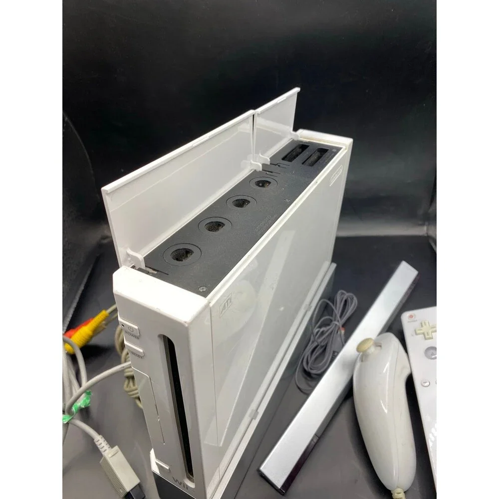 Nintendo Wii Console Authentic part controller, OEM White GameCube Support